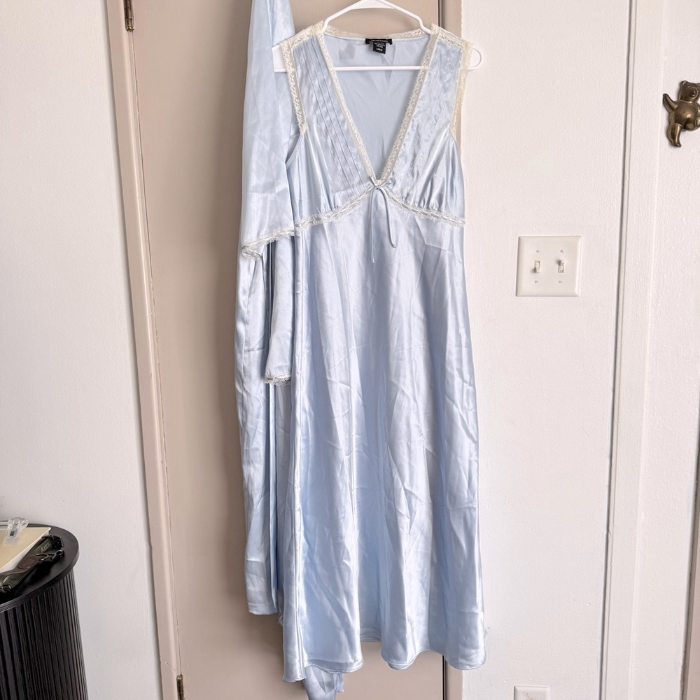 Jones New York Light Blue Nightgown Set